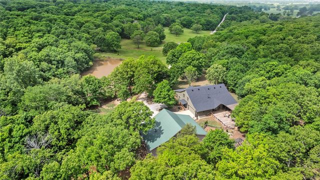 10559 Appleby Road, Farmington, AR 72730