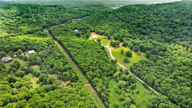 10559 Appleby Road, Farmington, AR 72730