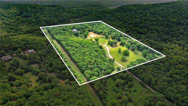 10559 Appleby Road, Farmington, AR 72730