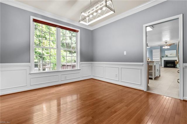 13177 Harbor DR, Carrollton, VA 23314