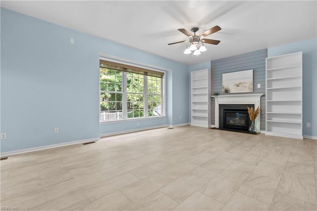 13177 Harbor DR, Carrollton, VA 23314