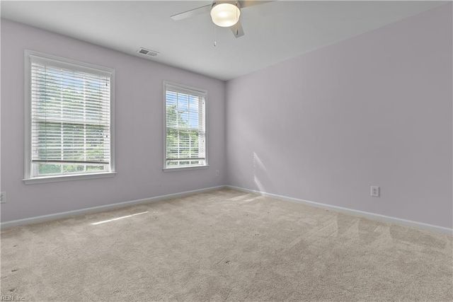 13177 Harbor DR, Carrollton, VA 23314