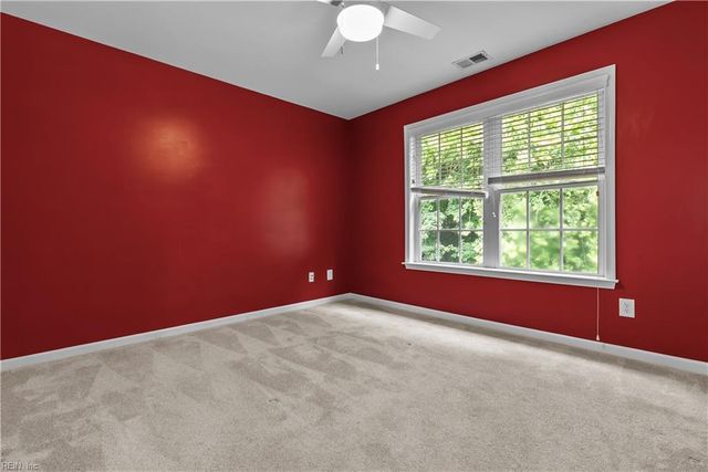 13177 Harbor DR, Carrollton, VA 23314