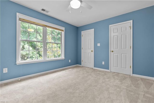 13177 Harbor DR, Carrollton, VA 23314