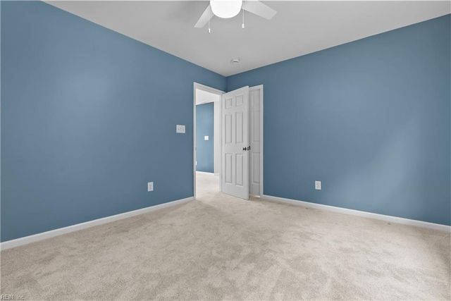 13177 Harbor DR, Carrollton, VA 23314