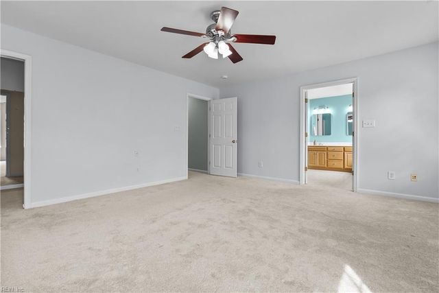 13177 Harbor DR, Carrollton, VA 23314