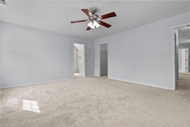 13177 Harbor DR, Carrollton, VA 23314
