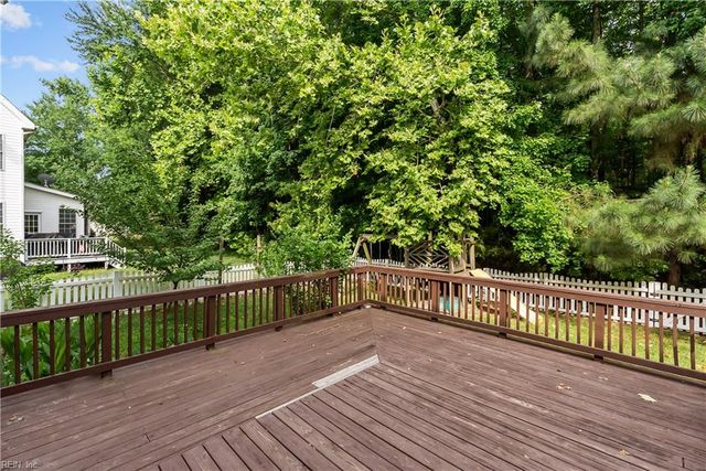 13177 Harbor DR, Carrollton, VA 23314