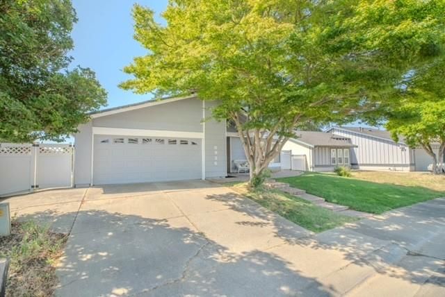8926 Mountain Home Ct, Elk Grove, CA 95624