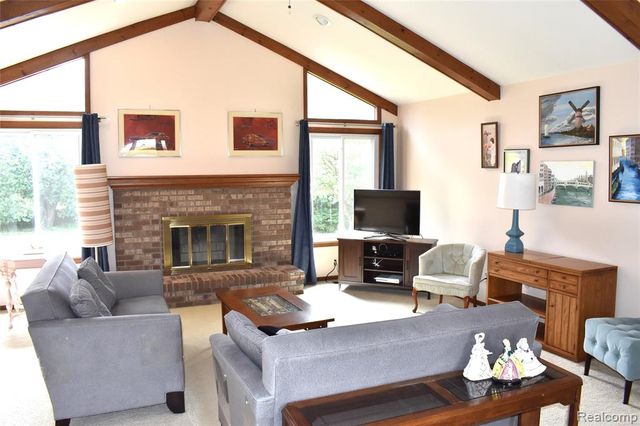 16318 White Haven Drive, Northville, MI 48168