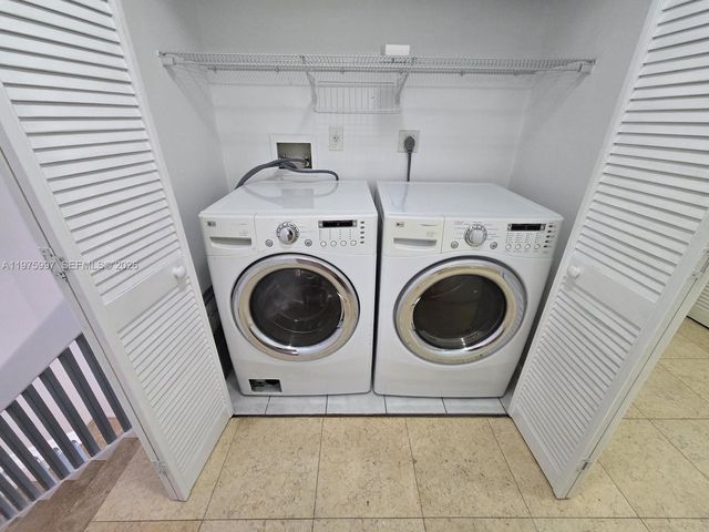 7211 W 24th Ave 2370, Hialeah, FL 33016