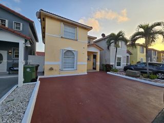 7211 W 24th Ave 2370, Hialeah, FL 33016