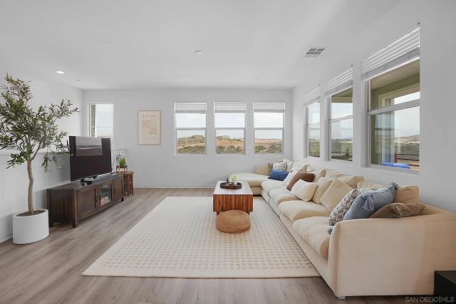 1277 Calle Pomelo 3, Chula Vista, CA 91913