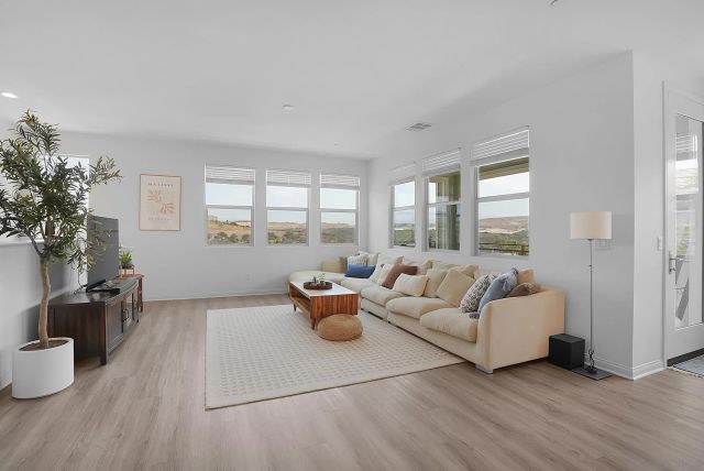 1277 Calle Pomelo 3, Chula Vista, CA 91913