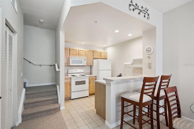 2201 SAN CHRISTABOLO DRIVE 105, Kissimmee, FL 34741