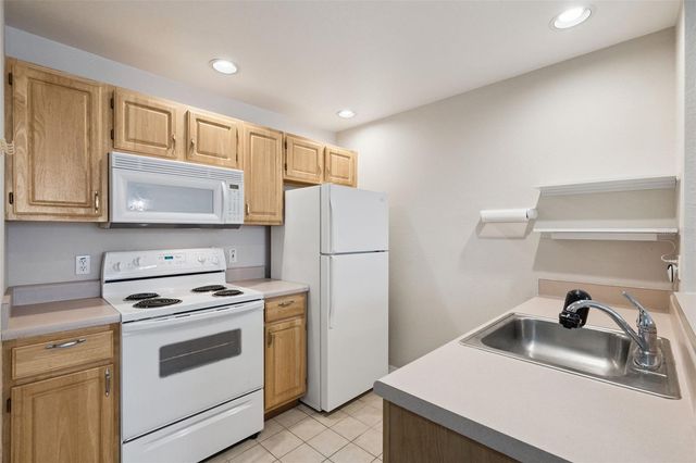 2201 SAN CHRISTABOLO DRIVE 105, Kissimmee, FL 34741