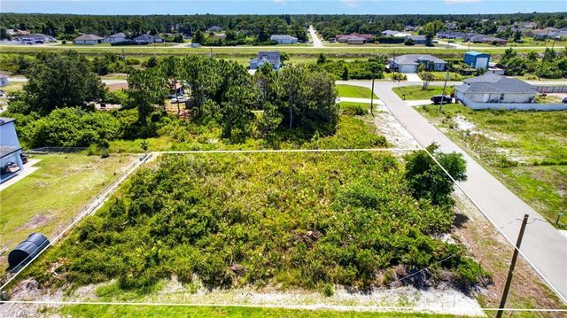 3404 17th ST W, Lehigh Acres, FL 33971