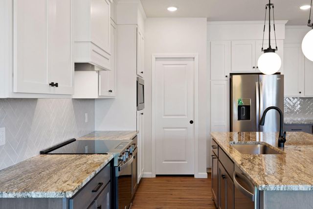 832 Forest Edge Drive, Jordan, MN 55352