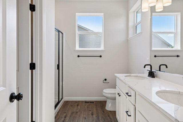 832 Forest Edge Drive, Jordan, MN 55352