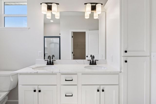 832 Forest Edge Drive, Jordan, MN 55352