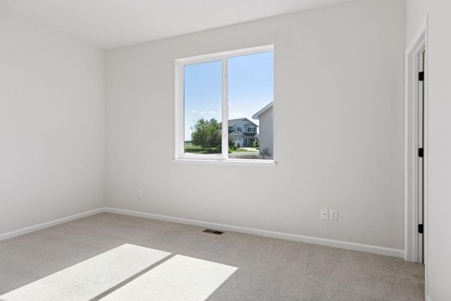 832 Forest Edge Drive, Jordan, MN 55352