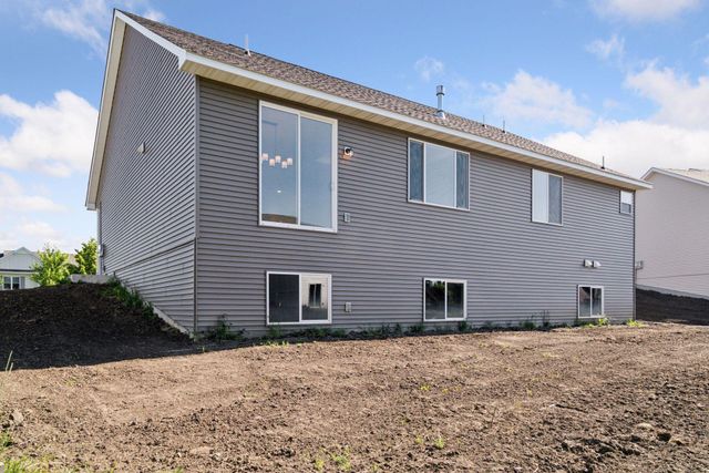 832 Forest Edge Drive, Jordan, MN 55352