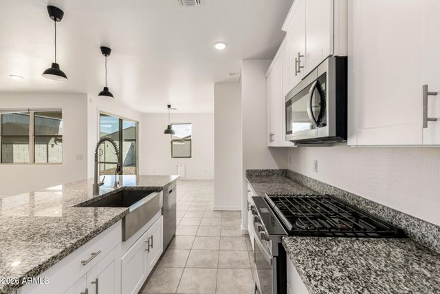 17359 W SUNNYSLOPE Lane, Waddell, AZ 85355