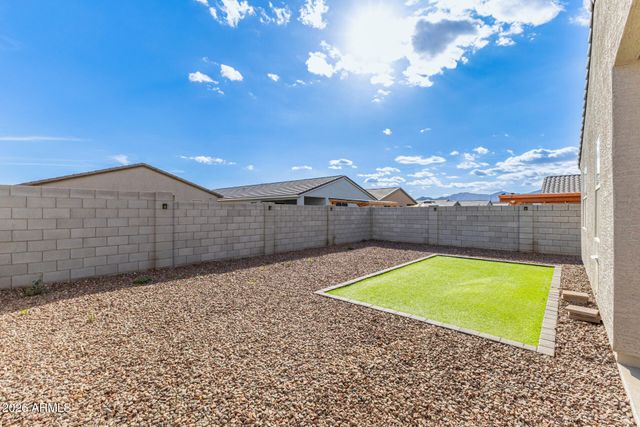 17359 W SUNNYSLOPE Lane, Waddell, AZ 85355