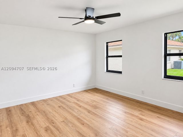6621 NW 4th Ct, Plantation, FL 33317