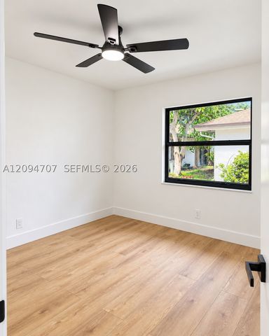 6621 NW 4th Ct, Plantation, FL 33317