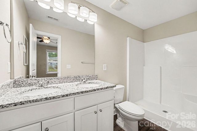 1468 Mayfair Drive, Conover, NC 28613