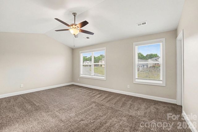 1468 Mayfair Drive, Conover, NC 28613