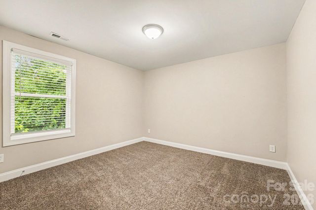 1468 Mayfair Drive, Conover, NC 28613