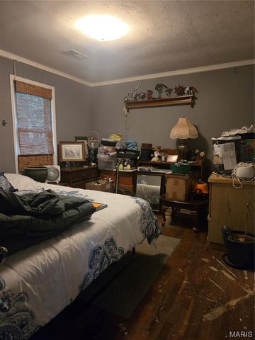 214 Oak Street, Farmington, MO 63640