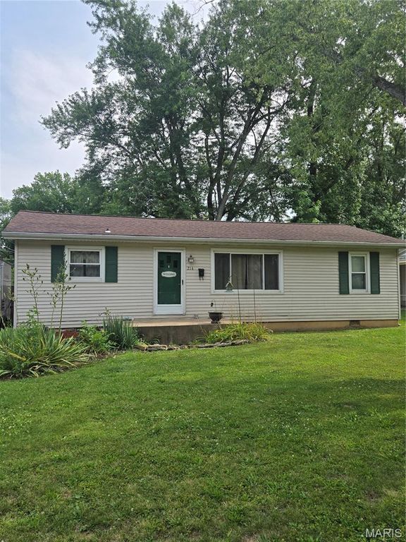 214 Oak Street, Farmington, MO 63640