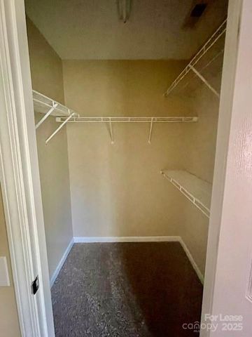 1609 Crandon Drive, Charlotte, NC 28216