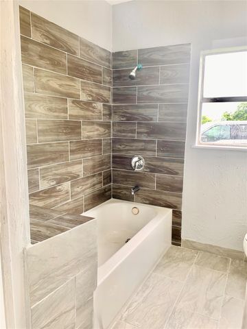 1411 W Miles Street, Houston, TX 77015