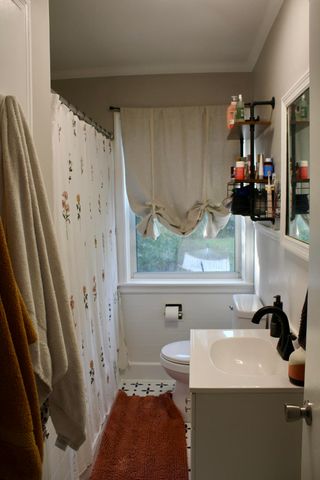 460 Hampton Street, Elloree, SC 29047