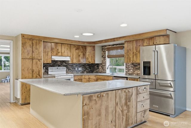 153 Davidson Drive, Sequim, WA 98382