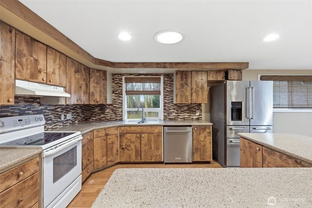 153 Davidson Drive, Sequim, WA 98382