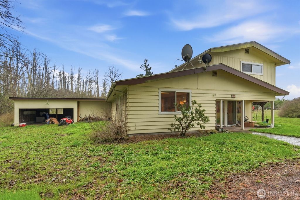 153 Davidson Drive, Sequim, WA 98382