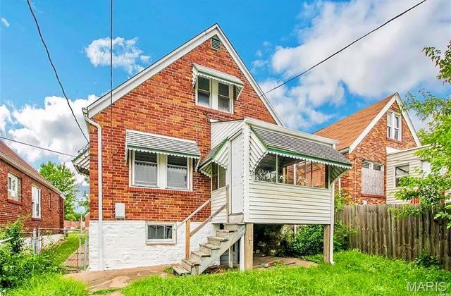 8636 Riverview Boulevard, St Louis, MO 63147