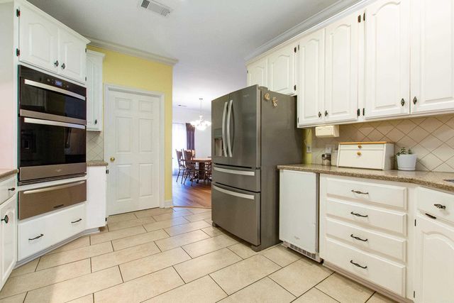 11408 Willow Beach Road, North Little Rock, AR 72117