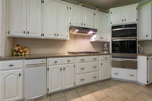 11408 Willow Beach Road, North Little Rock, AR 72117