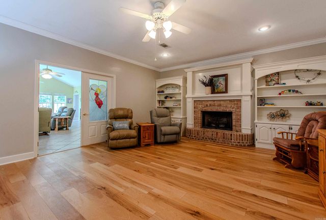 11408 Willow Beach Road, North Little Rock, AR 72117
