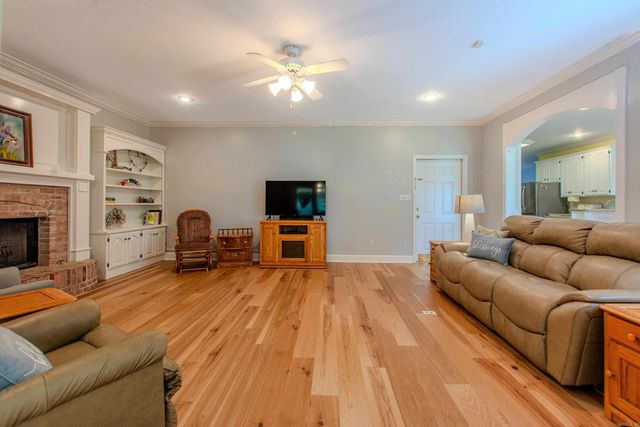 11408 Willow Beach Road, North Little Rock, AR 72117