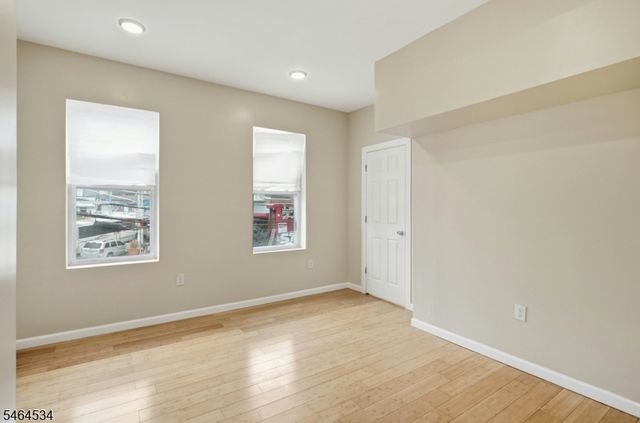 145 Summer Ave, Newark City, NJ 07104