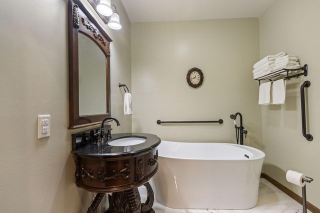 54 Hummingbird Court, Decatur, TN 37322