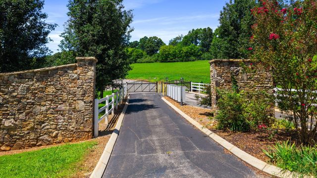 54 Hummingbird Court, Decatur, TN 37322