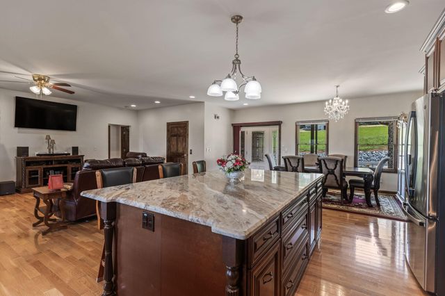 54 Hummingbird Court, Decatur, TN 37322